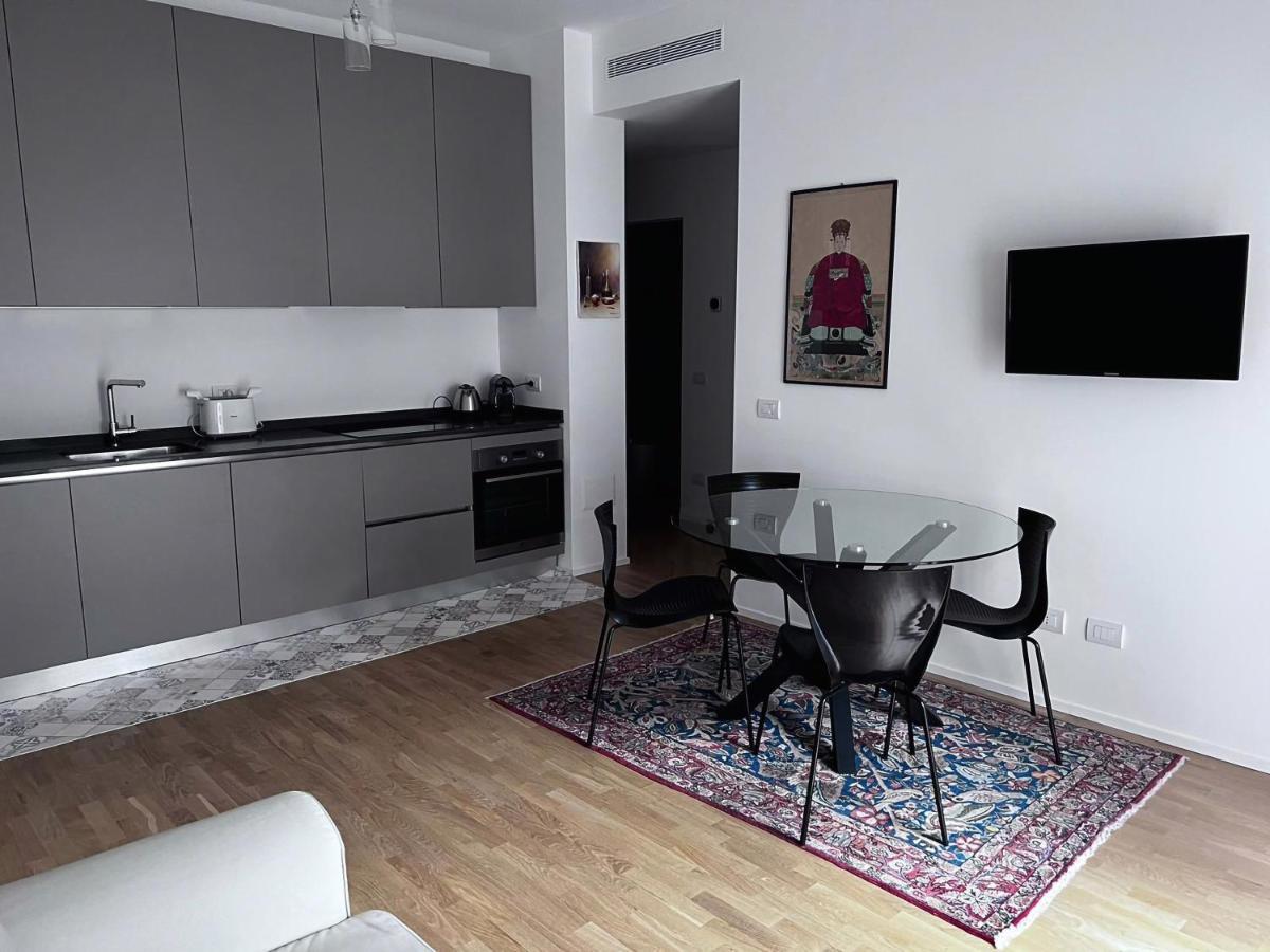 Appartamento La Chicca Di Plinio Milano Esterno foto